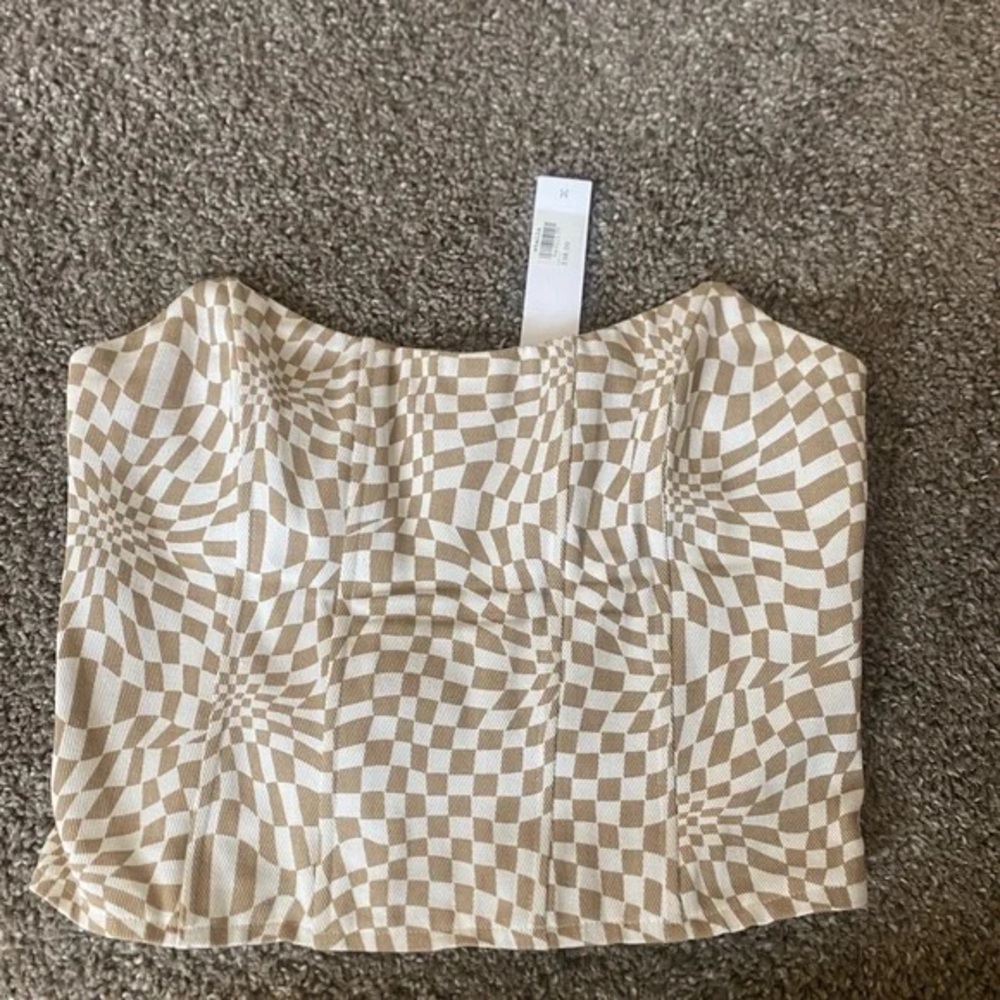 Geometric Tan and White Crop Top